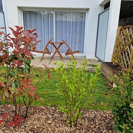 Ferienwohnung A Mi-Chemin Vannes Exterior foto